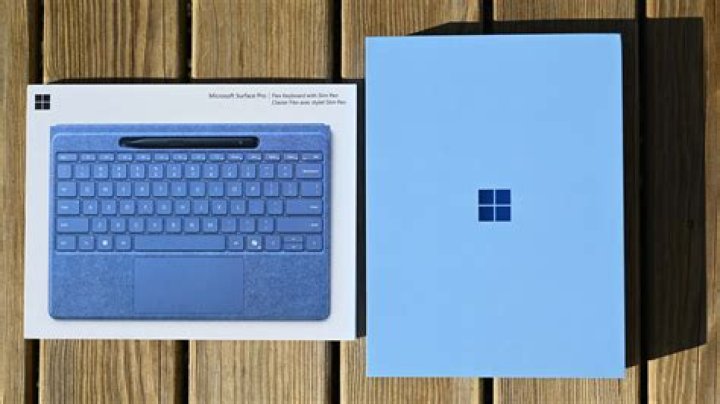 Can you buy a Surface book keyboard?
