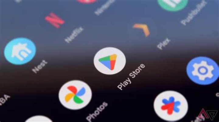 How do you download things on Android?