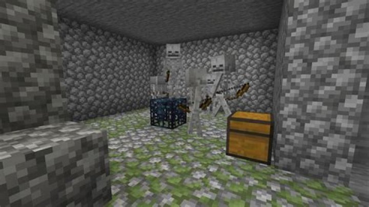 How do you summon a skeleton spawner in Minecraft?