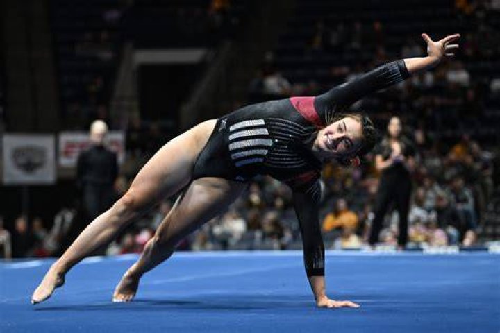How does NCAA Gymnastics Regionals work?