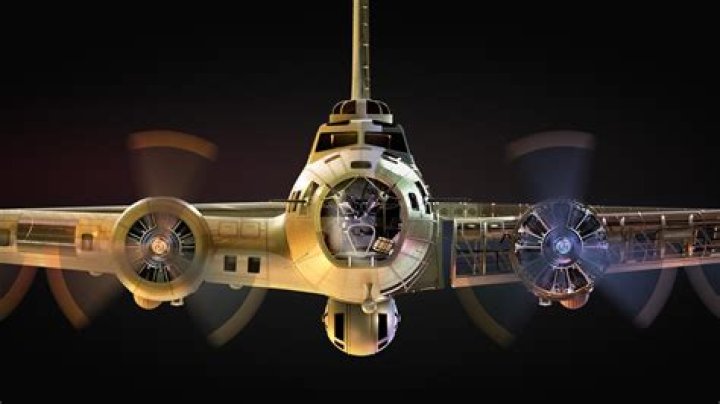 How many engines can a b17 fly on?