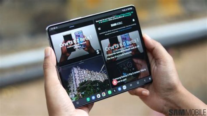 How much is Samsung fold in UAE?