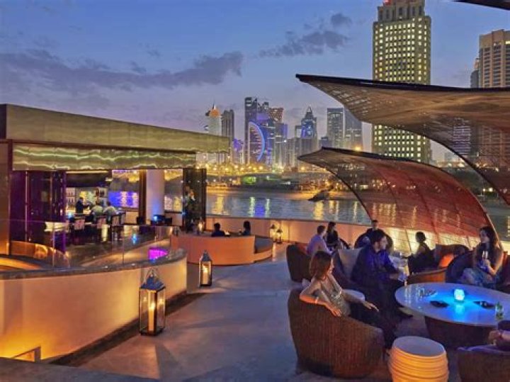 What do you eat in Qatar?
