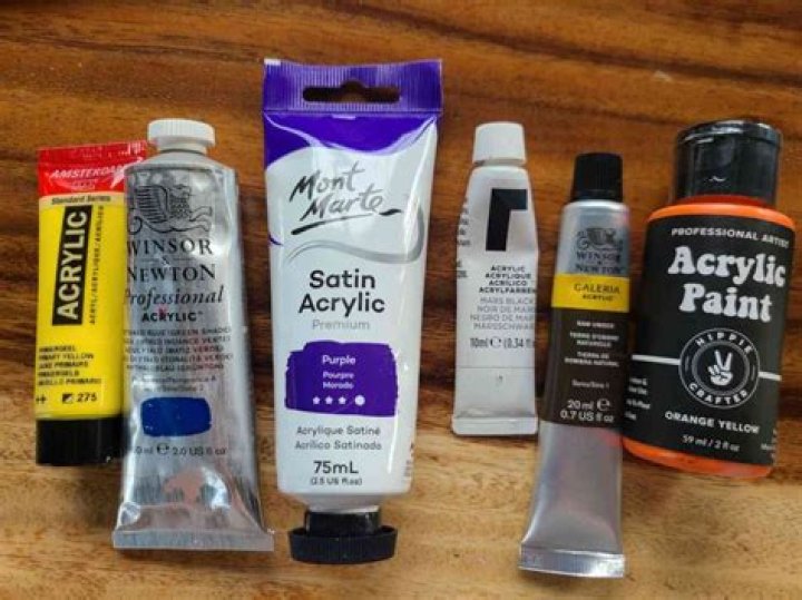 What is acrylic liquid made out of?