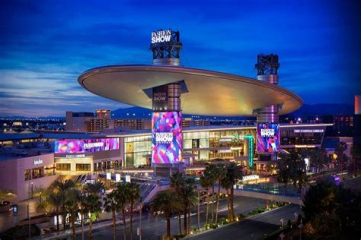 What stores are in Town Square in Las Vegas?