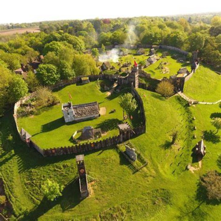 When was Mountfitchet Castle built?