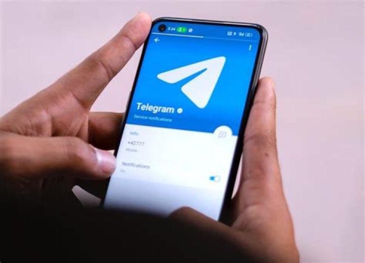 Wie poste ich auf Telegram?